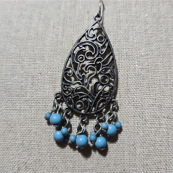 Vintage teardrop dangling beads earrings - Picture 2 of 4